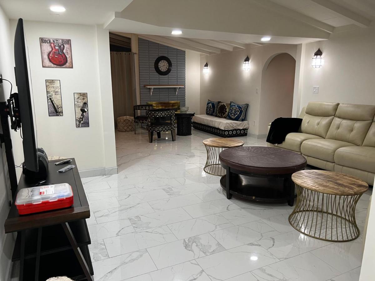 Moroccan Style Home With Swimming Pool ロサンゼルス エクステリア 写真